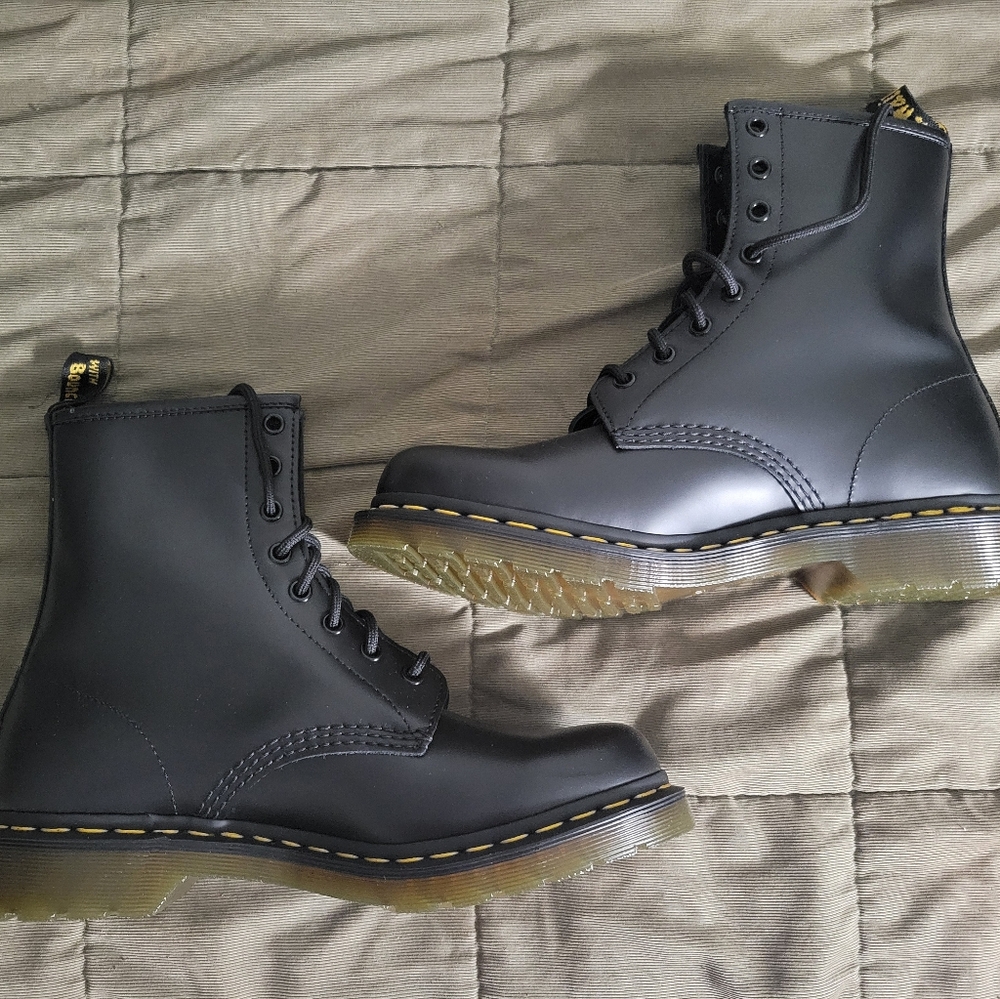 NWOB Doc Martin's - Picture 3 of 5